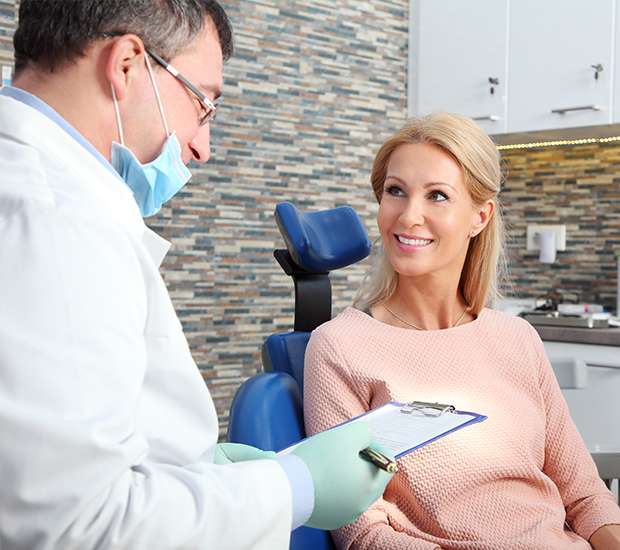 Plainview Questions to Ask at Your Dental Implants Consultation